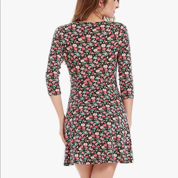 Women Dresses Sexy Deep V-Neck Floral Mini Cocktail Short Dress (size S) - Picture 3 of 4